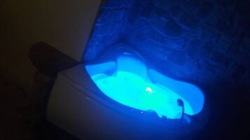 Room, Jetted Tub | 1 bedroom, premium bedding, individually decorated, soundproofing