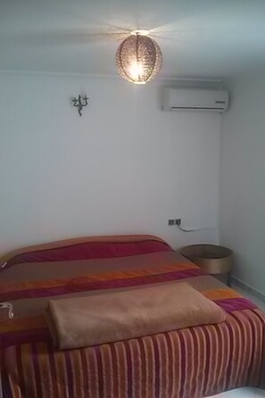 Villa, 4 Bedrooms | 4 bedrooms, blackout drapes, free WiFi, bed sheets - Villa Mimosa (Fes)