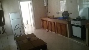 Villa, 4 Bedrooms | Private kitchen