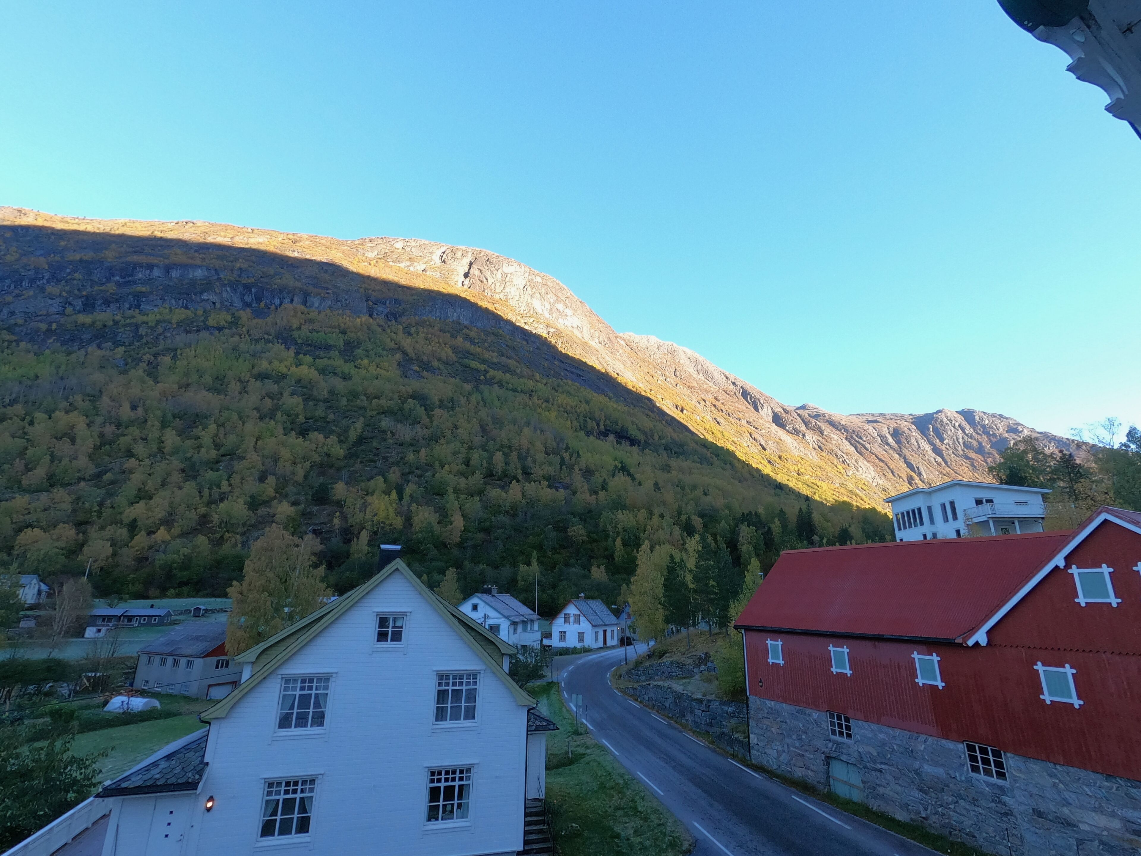 dobbeltrom segestad | minibar, free wifi, bed sheets