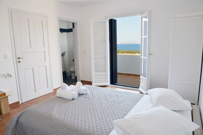  Cycladic Villa with fantastic sea view