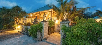 The Cubang Huts Lembongan