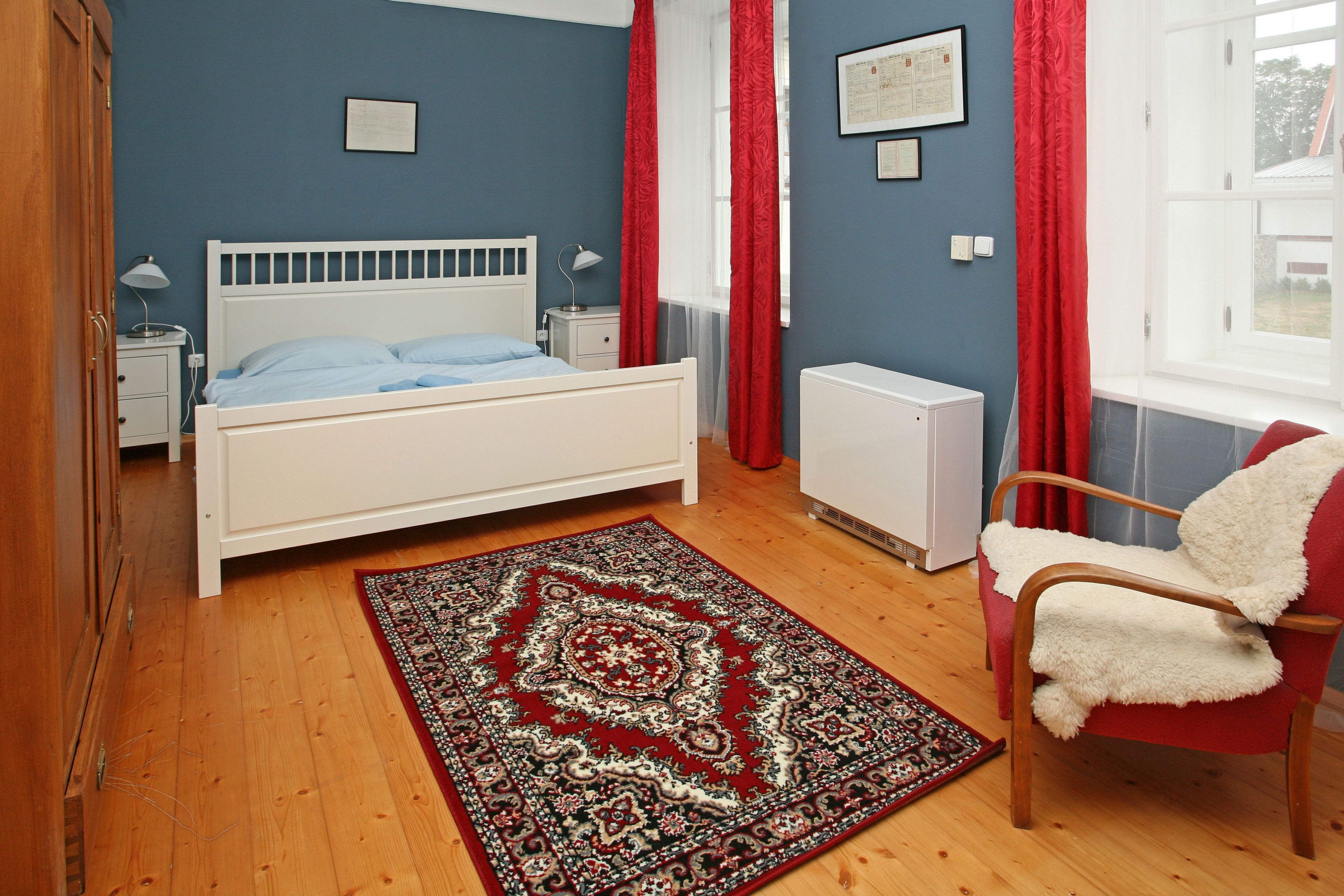 1 chambre, minibar, bureau, rideaux occultants