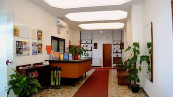 Check-in/check-out kiosk