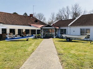 Front of property - Ivögården Mat & Vingård (Fjalkinge)