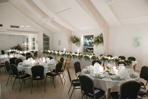 Indoor wedding