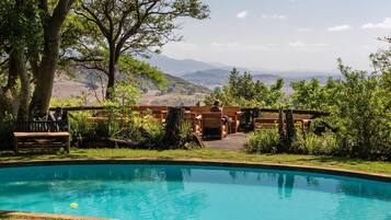 2 piscinas al aire libre