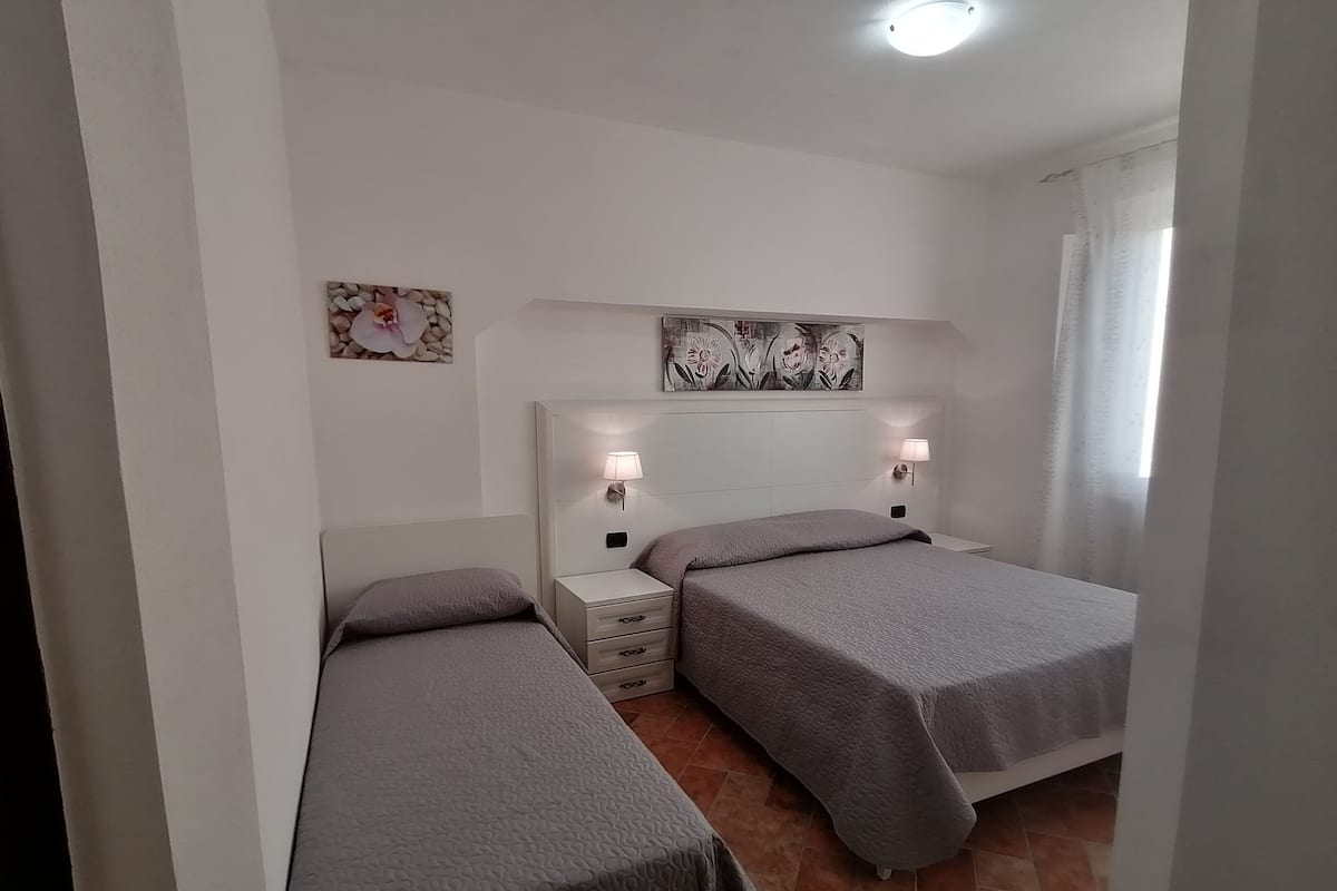 Triple Room | 1 bedroom, premium bedding, in-room safe, desk