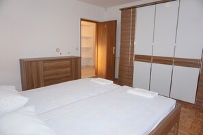 아파트, 테라스 | 다리미/다리미판, 침대 시트