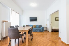 Apartment (Victoria Sun above Metro) | Living area - Victoria Sun Apartments (Athens)