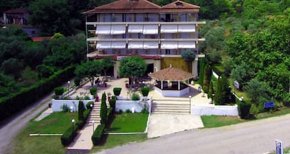 Balogiannis Hotel
