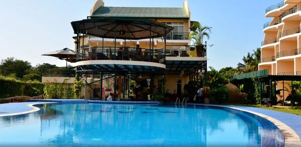 Udendørs pool, liggestole