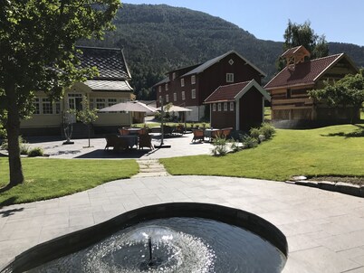 Walaker Hotel