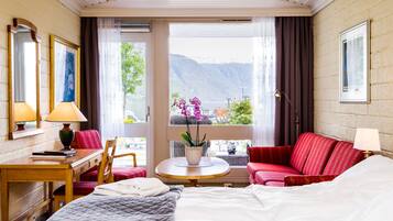 Superior Double Room (in the garden wing) | Pillowtop beds, individually decorated, individually furnished