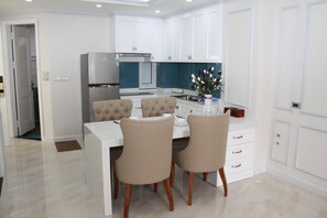 Fridge, microwave, stovetop, electric kettle - H&H Building (Hanoi)