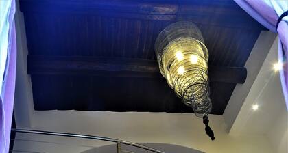 "Suite Monticelli" Centre historique de Naples Decumani de 2 Ă 10 personnes internet