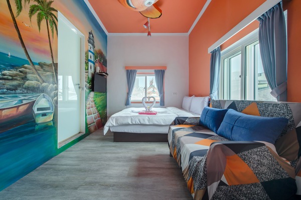 Double Room | Blackout drapes, free WiFi, bed sheets