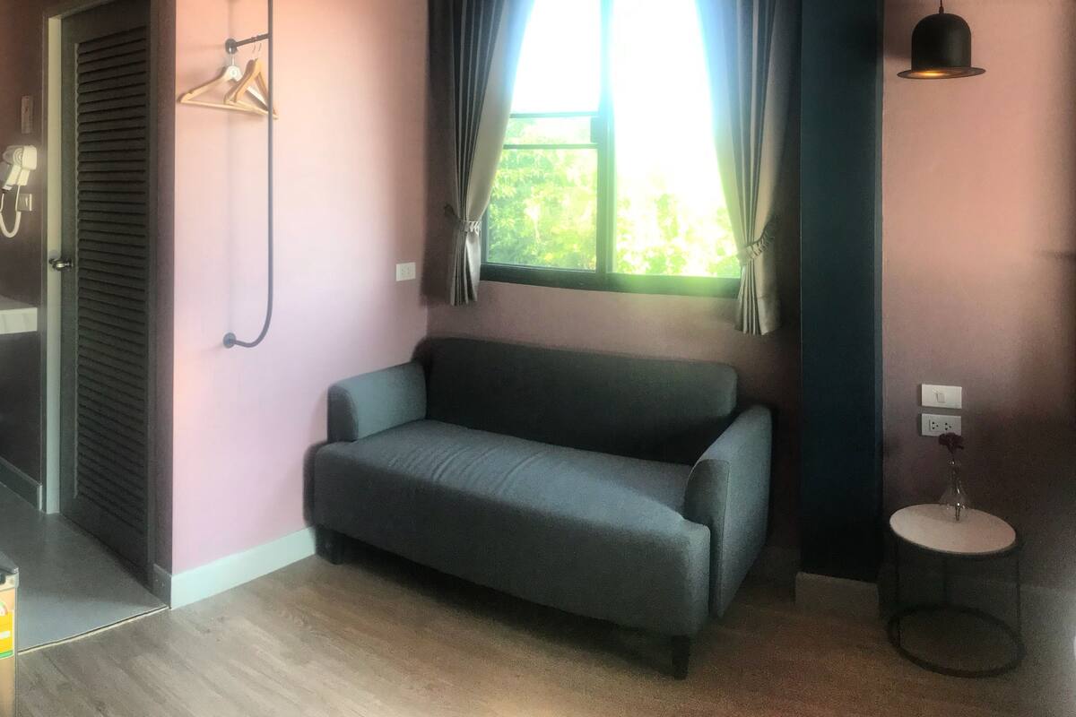 Suite Premier, 1 cama de matrimonio grande | Ropa de cama de alta calidad, escritorio, wifi gratis
