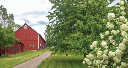 Awesome home in Vimmerby with WiFi