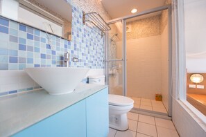 Double Room | Bathroom