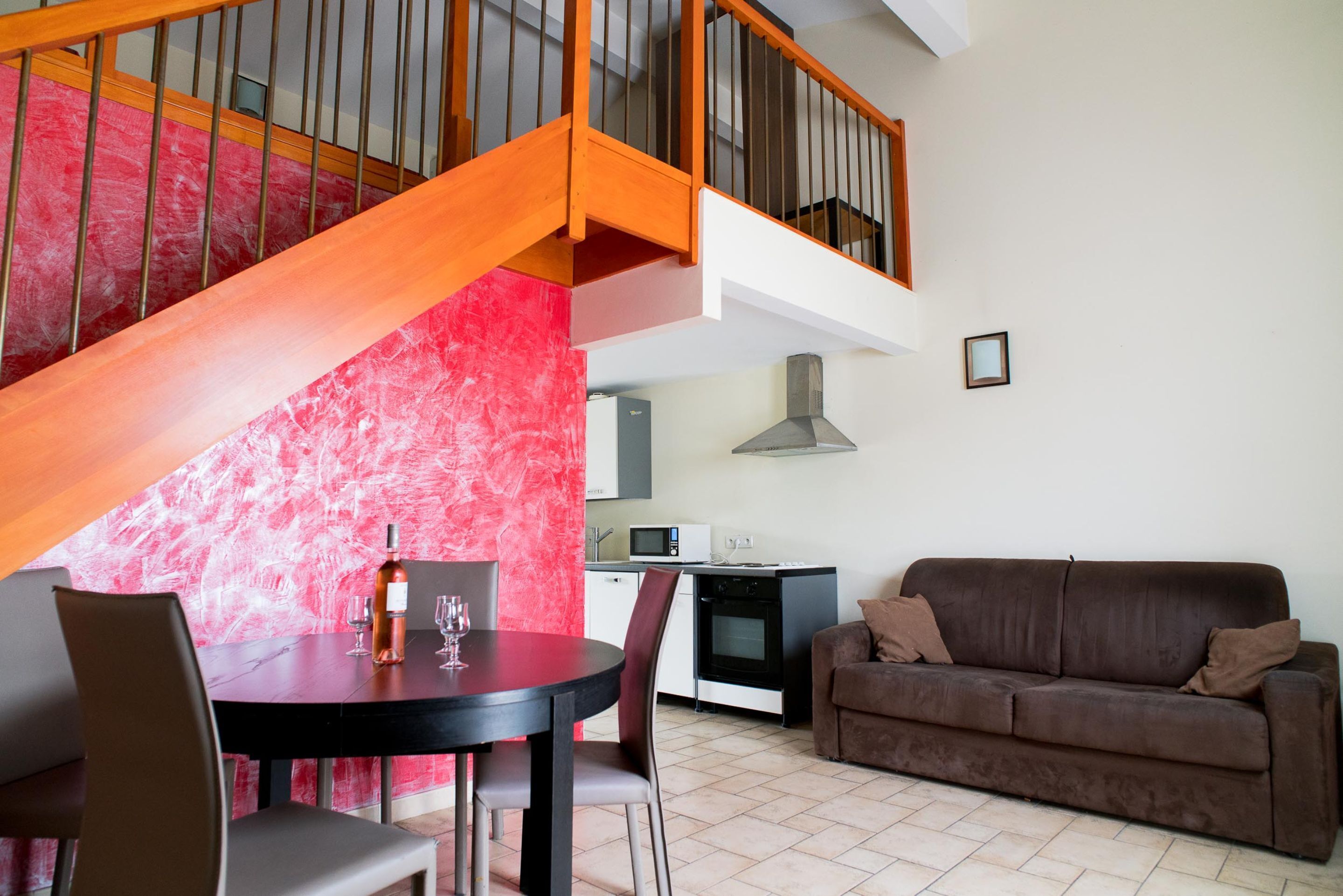 Appartement Duplex Standard (Pavillon) | Salle de séjour | Télévision à écran plat