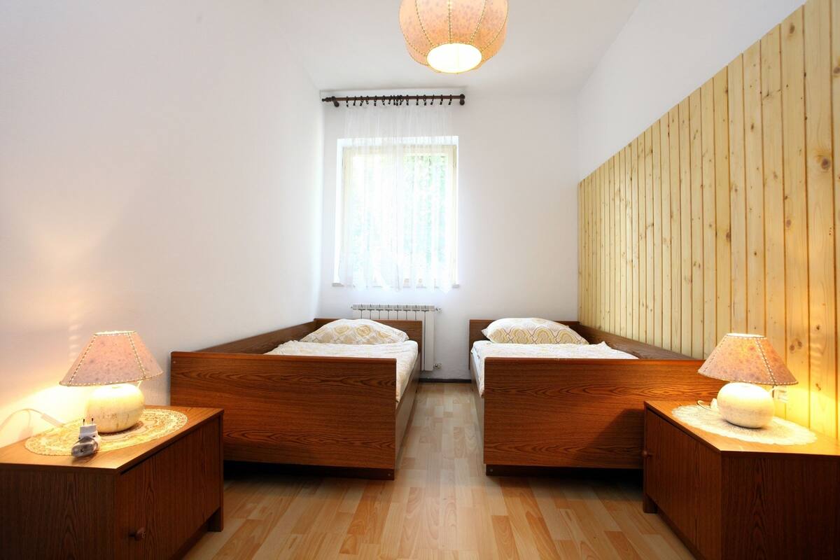 Apartment, 1 Bedroom | Free WiFi, bed sheets