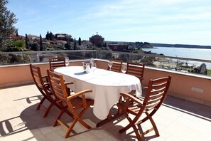 Apartment, Meerblick | Terrasse/Patio