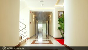 Unclassified image, 3 of 11, button - HOTEL SRR GRAND (Chengalpattu)