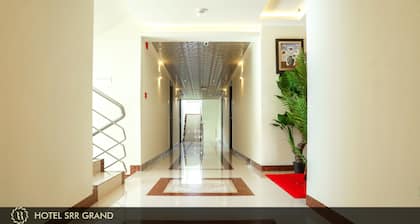 HOTEL SRR GRAND