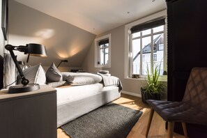 2 Schlafzimmer, Zimmersafe, Bügeleisen/Bügelbrett, Reisekinderbett