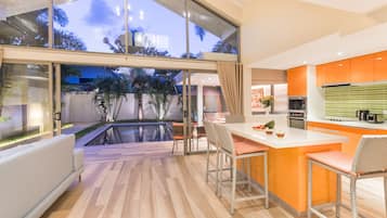 Deluxe-Villa, 2 Schlafzimmer, Poolblick, am Strand | Ausblick vom Zimmer