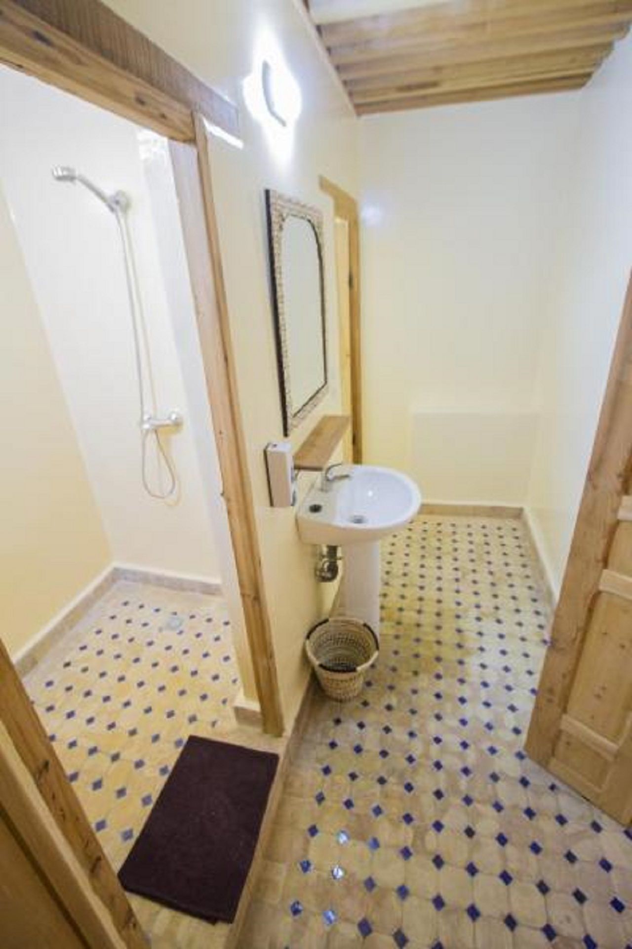 Photo - Medina social club