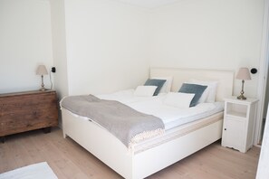 Double Room, Park View, Garden Area | Iron/ironing board - Warfsholm (Klintehamn)
