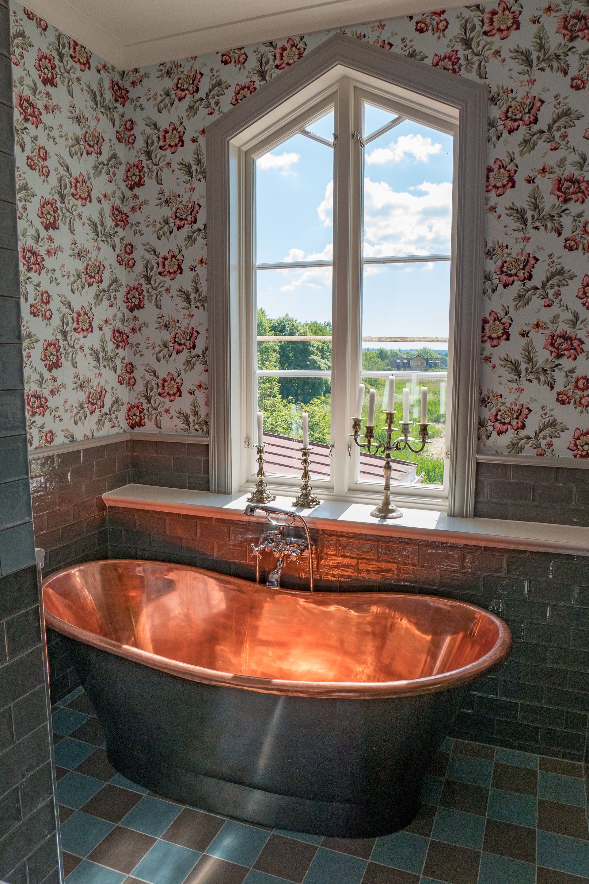 suite, sea view | bathroom | hydromassage showerhead, towels