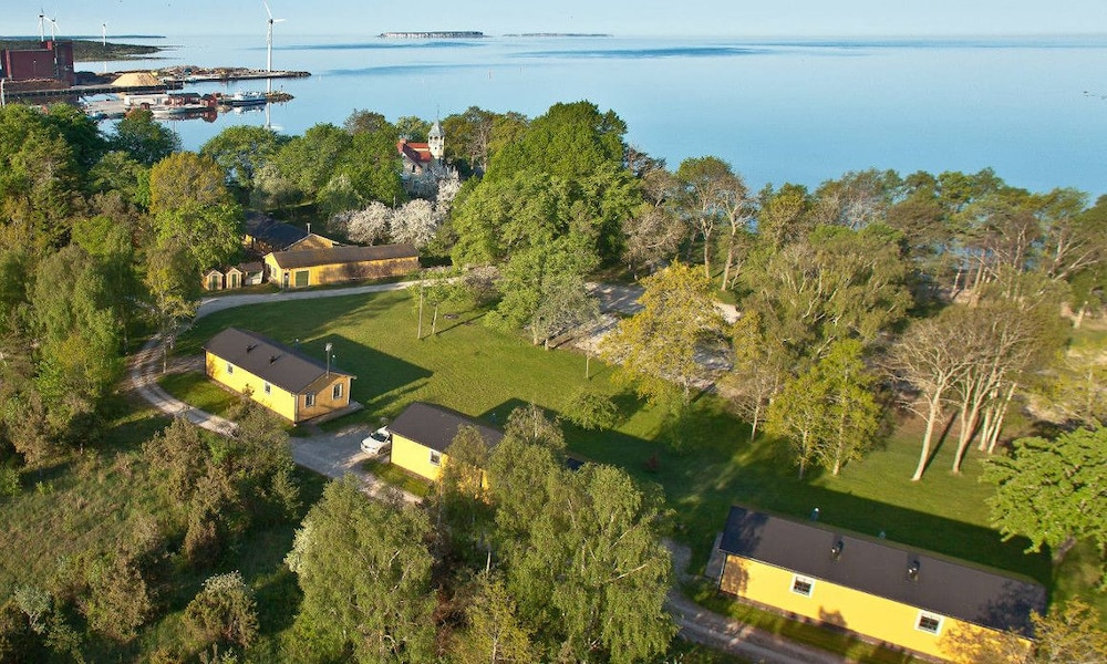 Pensionat Warfsholm AB by null