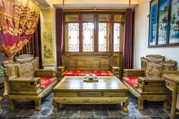 Classic-Suite | Individuell dekoriert, Bügeleisen/Bügelbrett, kostenloses WLAN