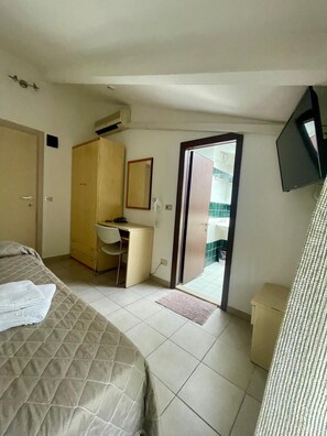 Desk, cots/infant beds, free WiFi, bed sheets