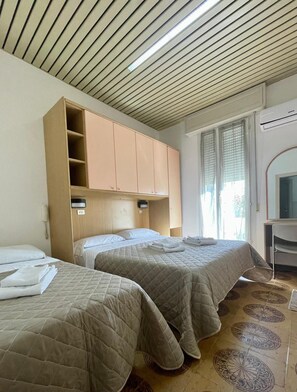 Bureau, lit de bébé (supplément), accès au Wi-Fi (inclus)