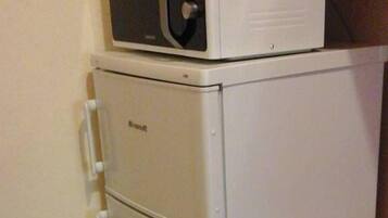 Appartement | Cuisine privée | Réfrigérateur, micro-ondes, four, plaque de cuisson