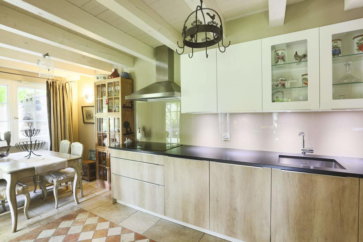 Honeymoon Cottage, Sauna | Private kitchen | Coffee/tea maker, full-size fridge, microwave, oven