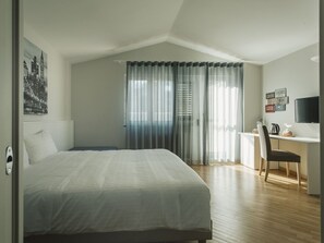 Standard Triple Room, Ensuite - Livingstone (Matera)