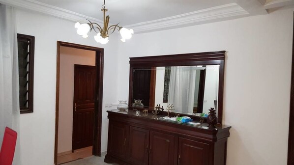 Apartment, 4 Bedrooms | Room amenity - Residence Angele (Abidjan)