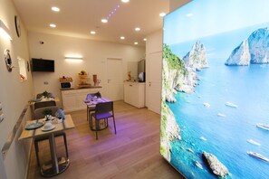 Free daily local cuisine breakfast  - Antica Capri B&B (Naples)