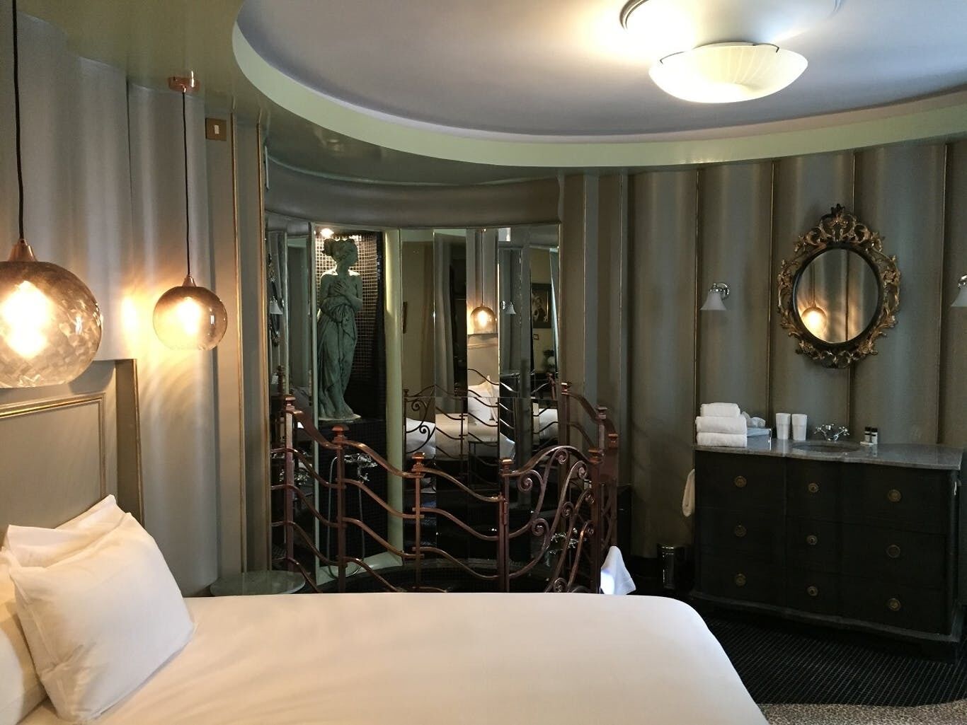 Roupas de cama premium, individualmente decorados