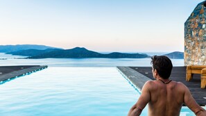 View from property - Elounda White Pearl Villa (Agios Nikolaos)