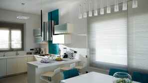 Deluxe Villa, Sea View | Living area - Elounda White Pearl Villa (Agios Nikolaos)