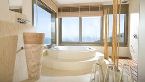 Deluxe villa, uitzicht op zee | Bubbelbad