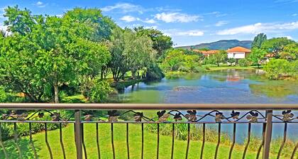 Jeanette's Villa at Westlake