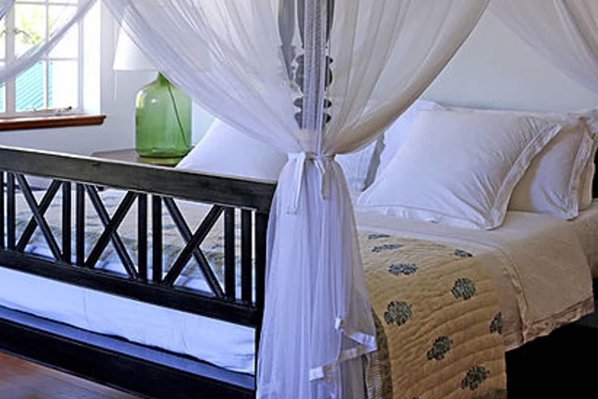 Premium bedding, individually decorated, individually furnished, desk