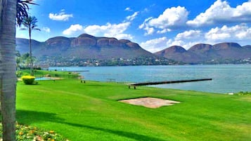 Pemandangan dari properti